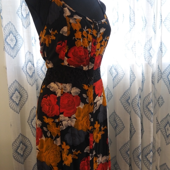 Volcom Floral Maxi Dress - Picture 5 of 8